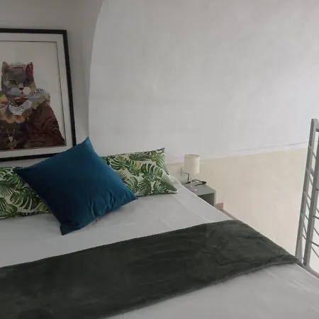 Quarto em Acomodações Particulares Limorooms Nápoles