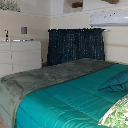 Quarto em Acomodações Particulares Limorooms Nápoles