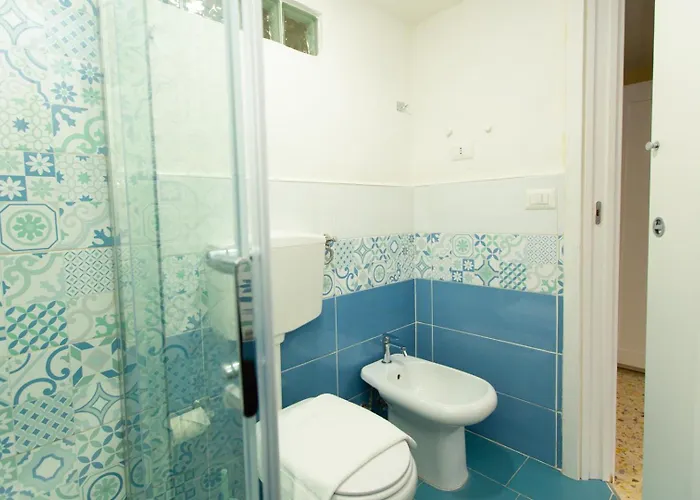 Limorooms בית אירוח נאפולי